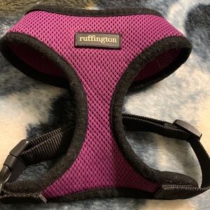 Ruffington non-pull harness